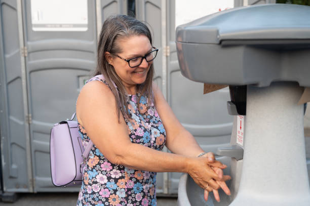 Best Portable restroom trailer rental  in Jersey City, NJ